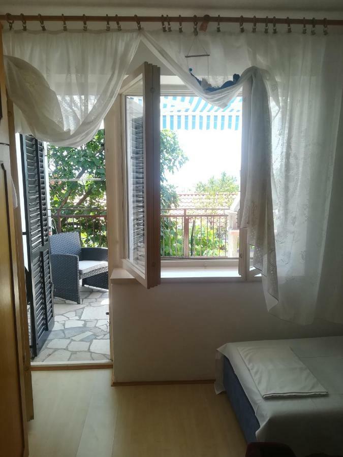 Eden Apartment
